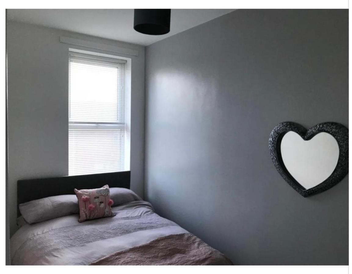 Appartement On Road With Free Parking