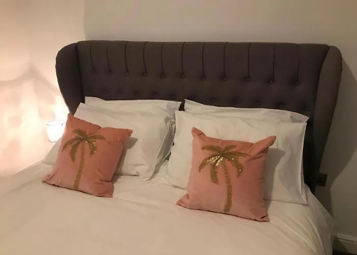 Apartments On Albert Road With Free Parking
